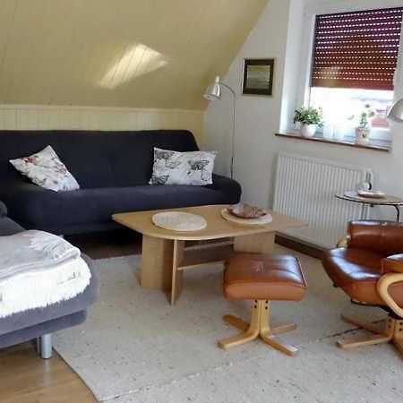 Ferienwohnung Mohr - Unterkunft Mit Dachterrasse Wallsbull Exterior foto